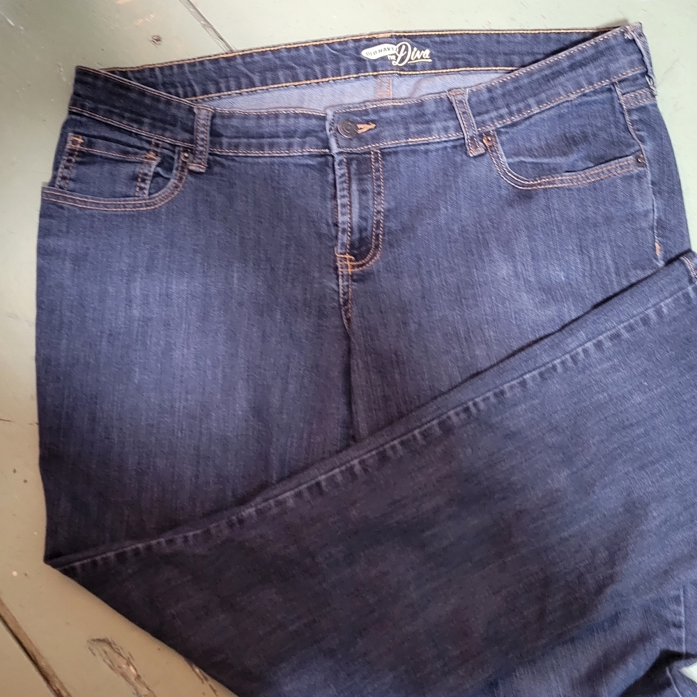 Old Navy Diva jeans. Size 14.